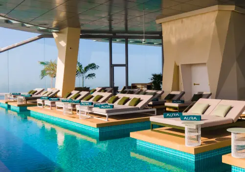 AURA SKYPOOL