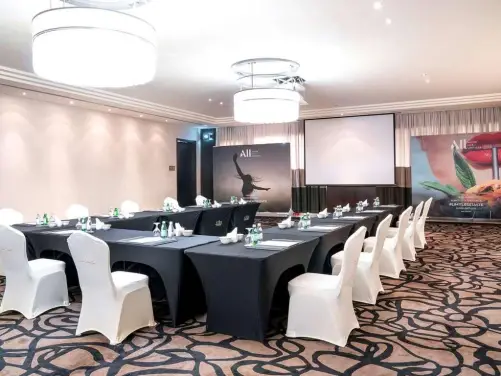 Rixos The Palm Luxury Suite Collection Hotel
