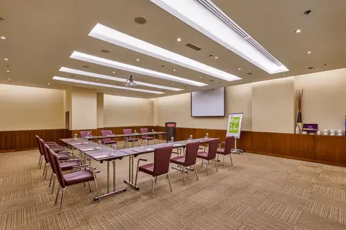 Ramada Hotel and Suites by Wyndham Dubai
