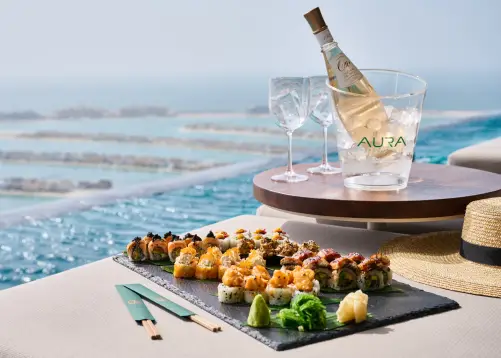 AURA SKYPOOL