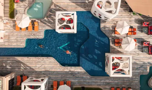 V Deck Dubai