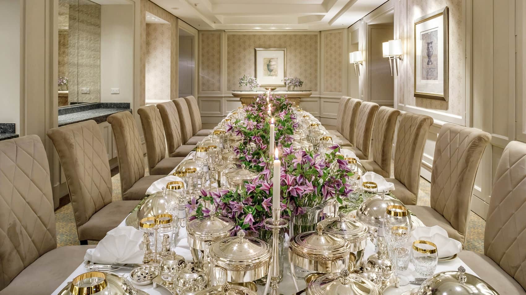 Four Seasons Hotel Riyadh At Kingdom Center