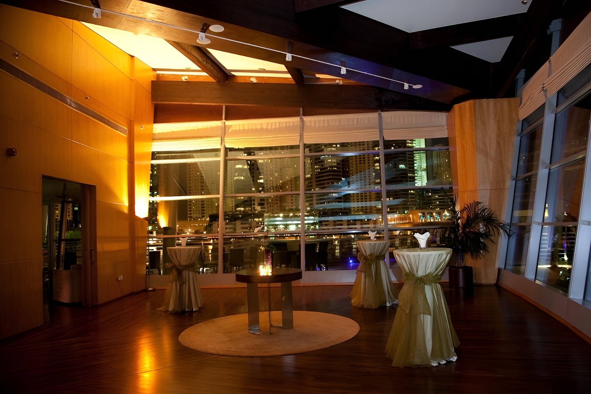 Chart Lounge Rooftop Garden Terrace