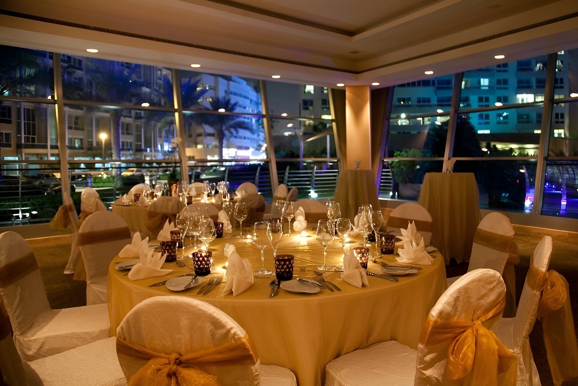 Chart Lounge Rooftop Garden Terrace